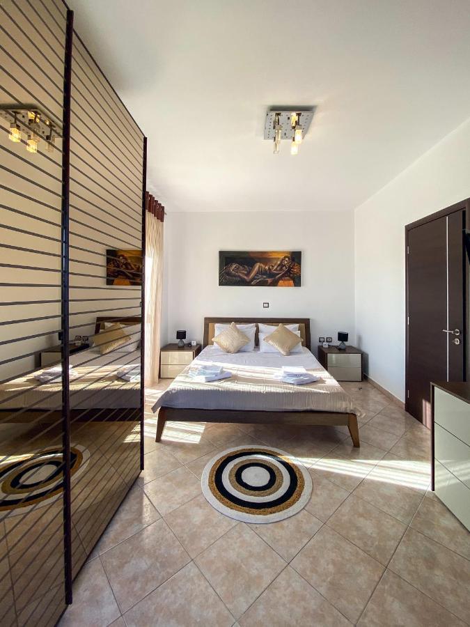Rosalia House Villa *